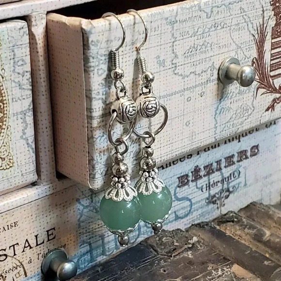 Green Malaysian Jade Gemstone Lacy Trim Silver Carved Rose Handcrafted Earrings - Picture 1 of 10